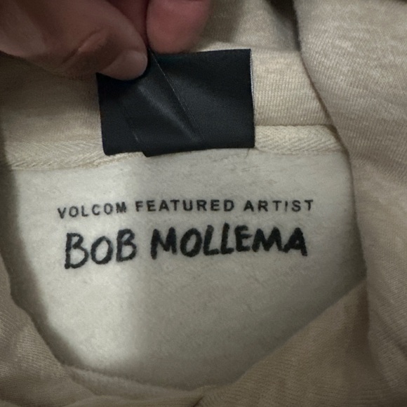 Volcom Featured Artist Hoodie Sz Medium - Picture 4 of 4